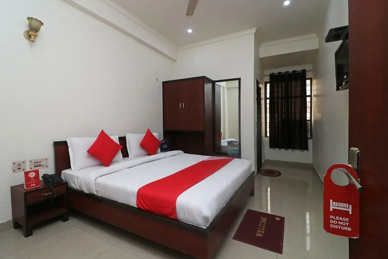 Hotel Gayatri Palace Agra  Agra (Uttar Pradesh)